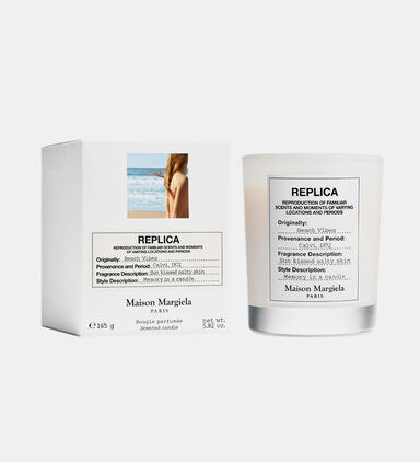 Replica Beach Walk Scented Candle 165 G