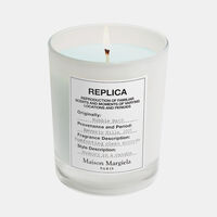 Replica Bubble Bath Scented Candle 165 G