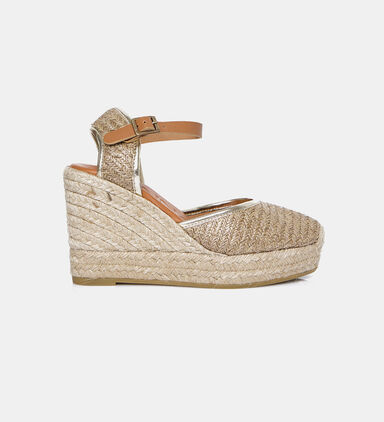 Closed-toe Wedge Sandals