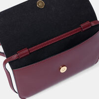 Leather Chain Detailed Crossbody Bag