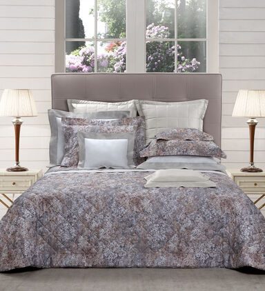 Glicine Cotton Quilted Bed Cover